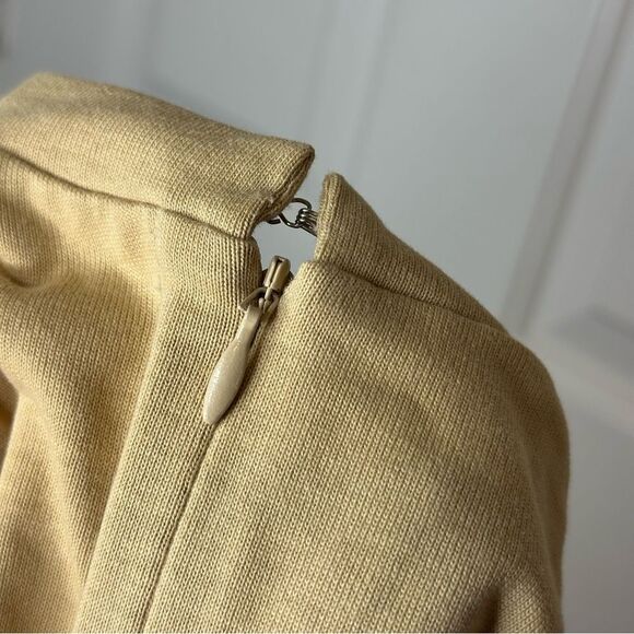 Moussy Vintage Beige Form Blouson-Sleeve Blouse Top Sz XS Quiet Luxury Preppy - Picture 7 of 9